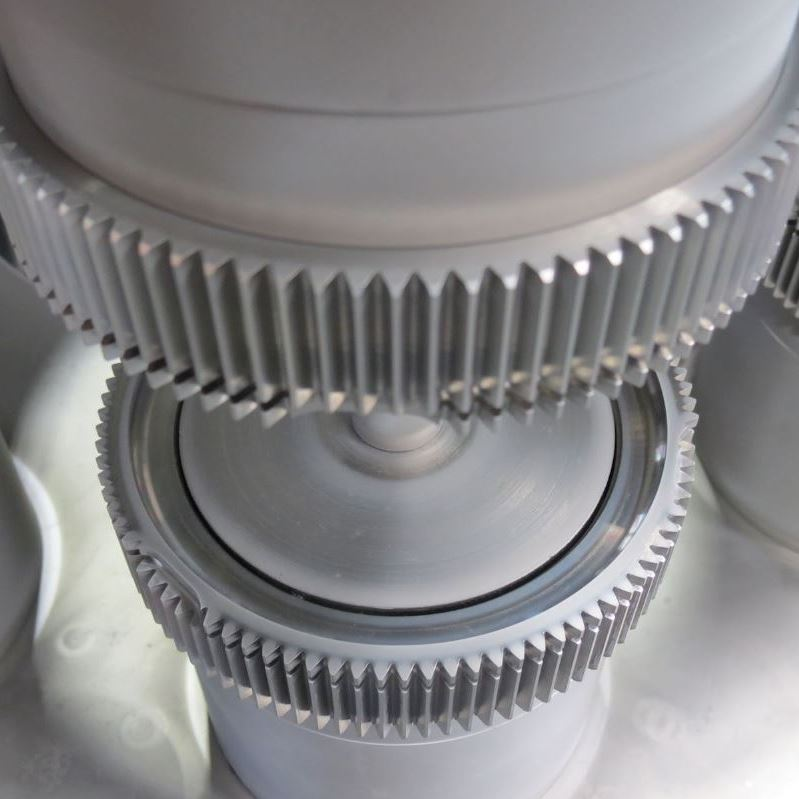 Carburized mold treatment for a mold component