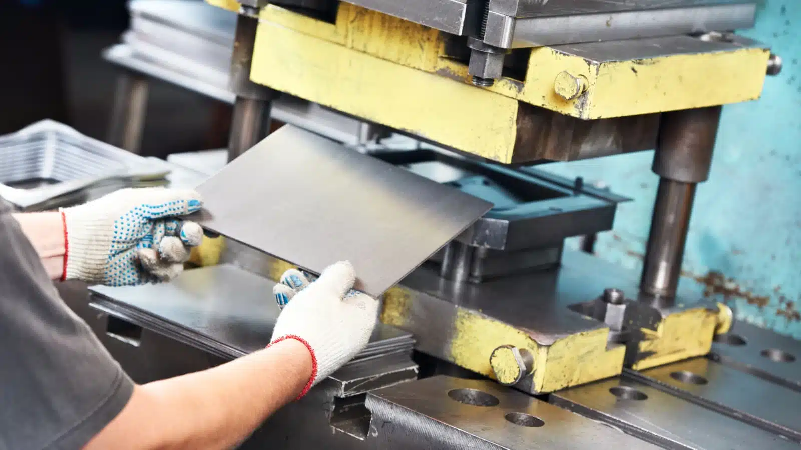 what is sheet metal hemming